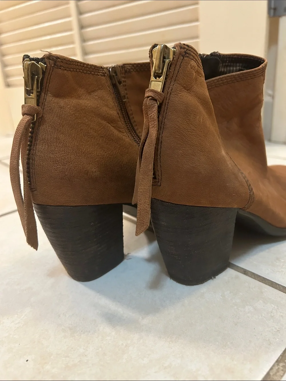 Vagabond Chestnut Suede Ankle Booties with Block Heel